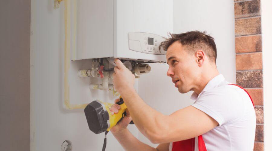 Local water heater installation in Christine, TX